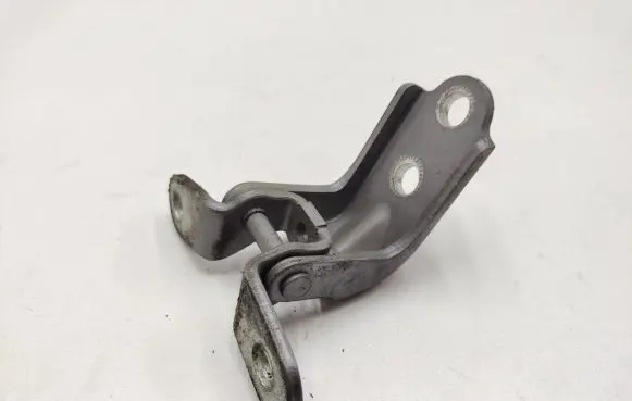 KIA Sportage Front door upper hinge