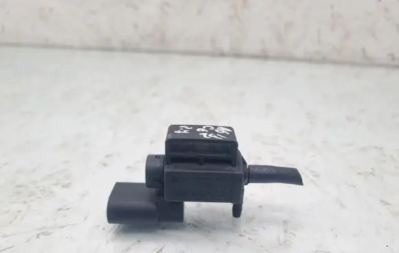 Audi A6 S6 C6 4F Turbo solenoid valve 037906283C