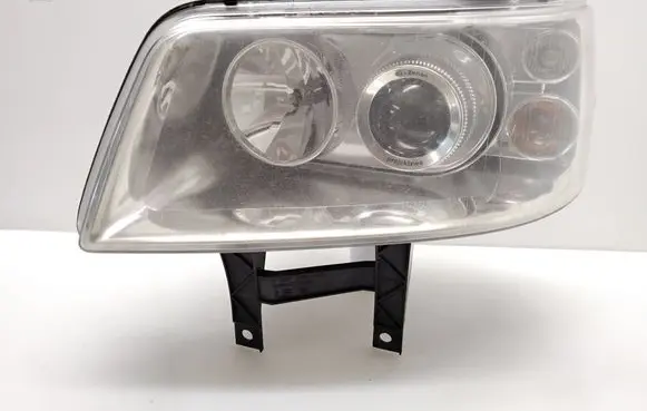 Volkswagen Transporter - Caravelle T5 Headlight/headlamp 1305235773 1305239227 5DV00829000