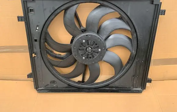 Maserati Levante Viscous fan 670109998