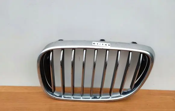 BMW 7 G11 G12 Front bumper upper radiator grill 51137357011