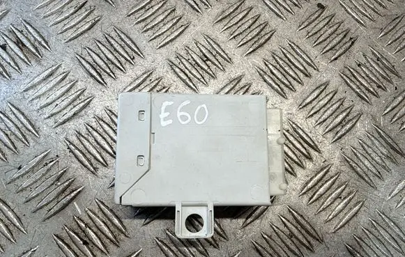 BMW 5 E60 E61 Tailgate/trunk control unit/module 7188110