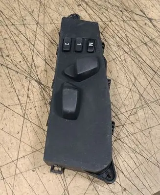BMW X5 E70 Seat control switch 6950768AI02 53349731 6950768