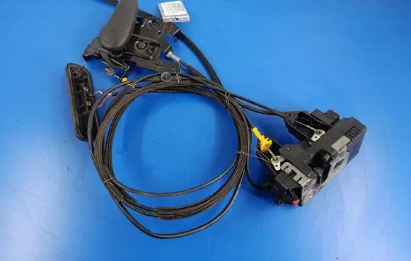 Rear door lock