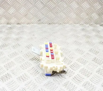 Renault Koleos I Fuse module JY00A8C05