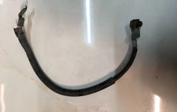 Honda CR-V Positive cable (battery)