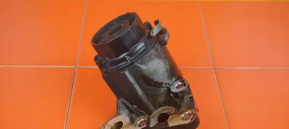 Toyota Auris E180 Oil filter mounting bracket 2ZRFXE