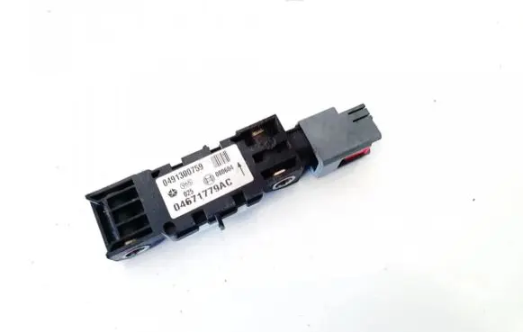 Chrysler 300 - 300C Airbag deployment crash/impact sensor 4749300760 04671779ac