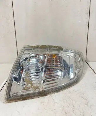 Nissan X-Trail T30 Front indicator light WY21W