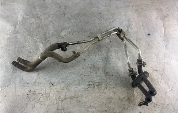 Nissan Patrol Y61 Engine coolant pipe/hose