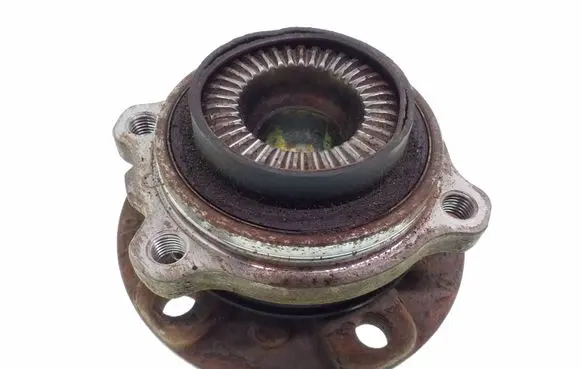 BMW 5 F10 F11 Front wheel hub