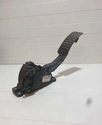 Renault Laguna II Accelerator throttle pedal 8200415818 6PV00908500