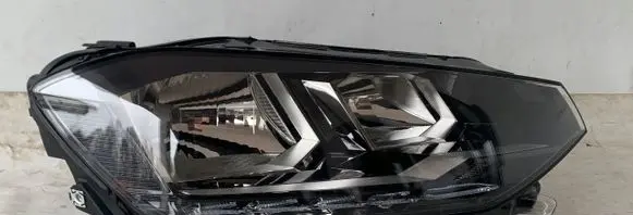 Volkswagen Golf Sportsvan Headlight/headlamp 517941006D