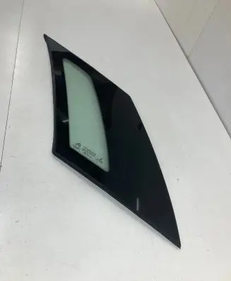 Citroen C4 II Picasso Rear side window 43R009007