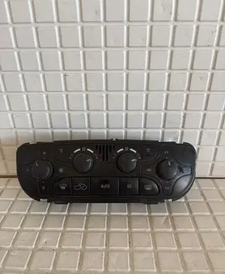 Mercedes-Benz C AMG W203 Climate control unit A2038300785 9140010479