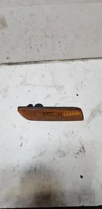 Volvo S80 Front reflector 9190951
