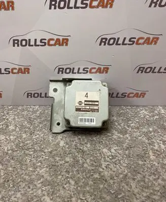 Nissan X-Trail T30 Torque split ecu control unit/module 41650EQ070 A68000U06