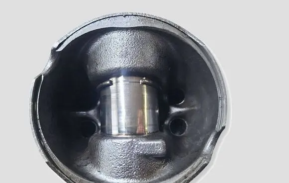 Jaguar XF X250 Piston 276DT