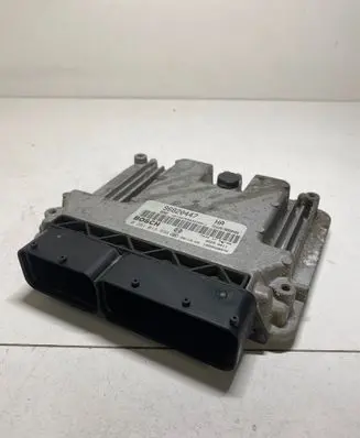 Chevrolet Lacetti Engine control unit/module 96820447 0281013598 1039S28076
