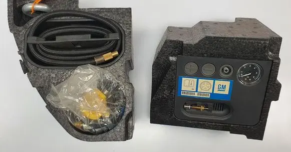 Opel Corsa D Tool set 13236659