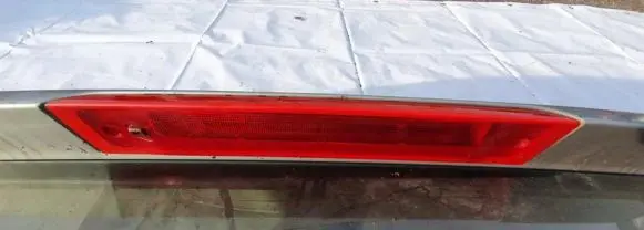 Volvo XC90 Third/center stoplight