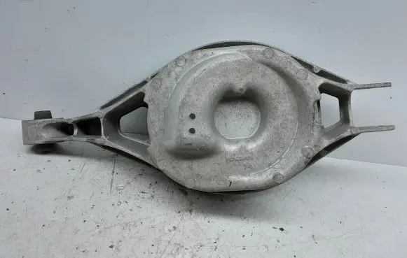 Infiniti QX70 S51 Rear upper control arm/wishbone