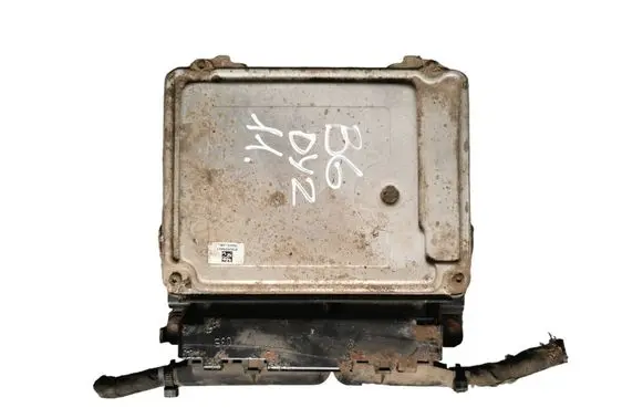 Volkswagen PASSAT B6 Engine control unit/module 03G906021LR 0281013260