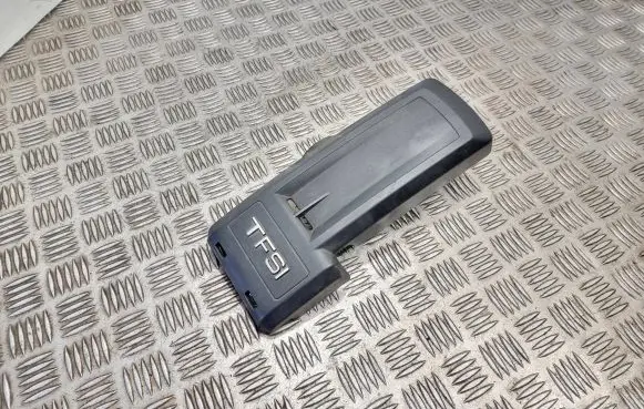 Audi A1 Engine cover (trim) 03f103935