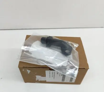 Porsche Cayenne (92A) Engine coolant pipe/hose 95860813300