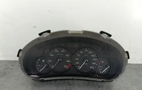 Peugeot 206 Speedometer (instrument cluster) 