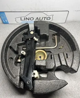 BMW 5 E60 E61 Tool box 6758781