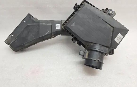 KIA Sorento IV Air filter box 28100P4400