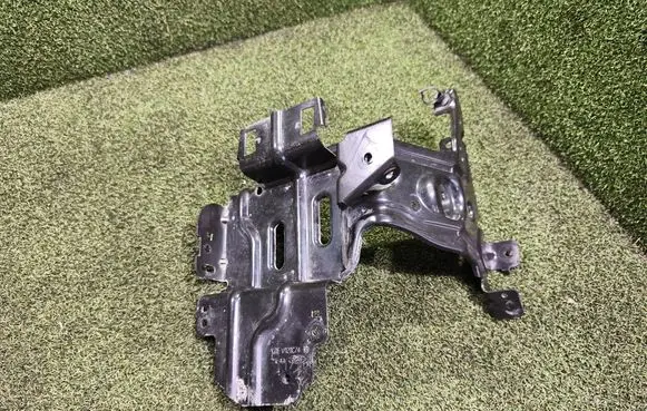 Ford Transit Custom ABS pump bracket BK21V020C74BB BK21V020C74