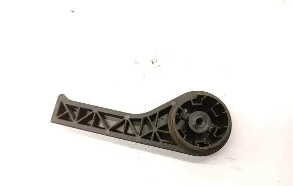 Land Rover Discovery 3 - LR3 Engine bonnet (hood) release handle