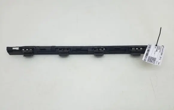 Mercedes-Benz E W212 Other sill/pillar trim element A2126800456