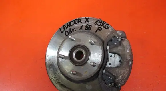 Mitsubishi Lancer X Front wheel hub spindle knuckle
