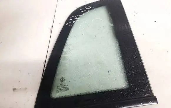 Fiat Idea Rear side window