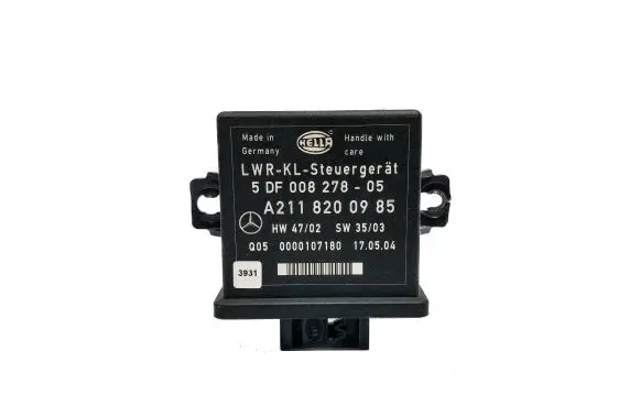 Mercedes-Benz SLK R171 Light module LCM A2118200985 00827805 0000107180
