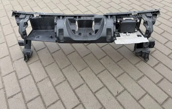 Peugeot 3008 I Front bumper mounting bracket 9685142780