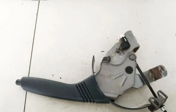 Peugeot 107 Handbrake/parking brake lever assembly