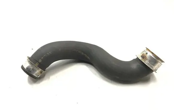 Mercedes-Benz C W204 Engine coolant pipe/hose a2045011682