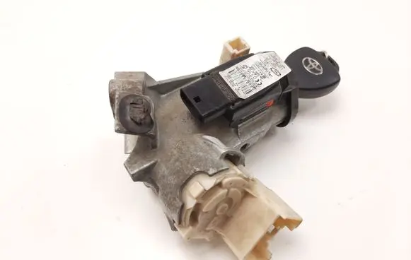 Toyota Hilux (AN10, AN20, AN30) Ignition lock 8978371021 625095000