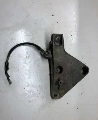 BMW 5 F10 F11 Engine mounting bracket 6786691 13807410 ENAC46000