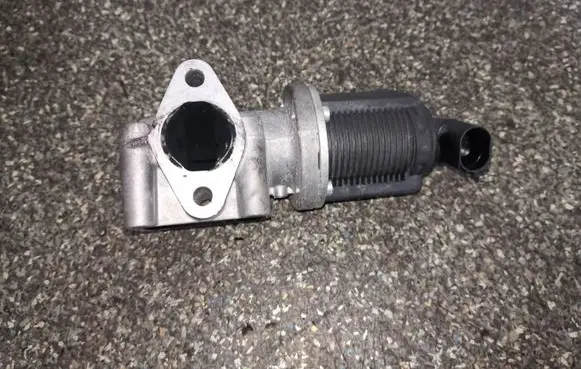 Opel Astra H EGR valve 50024005 700063100