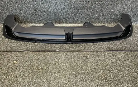 MG ZS Front bumper lip 11026137