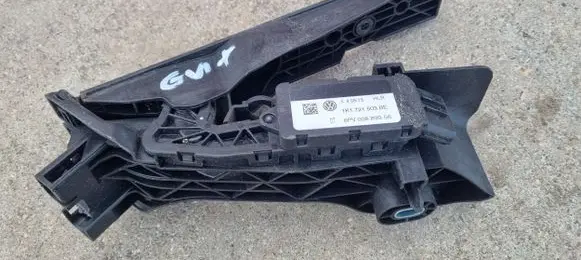 Volkswagen Golf Plus Accelerator throttle pedal 1K1721503BE
