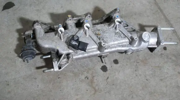 Ford Ranger Intake manifold