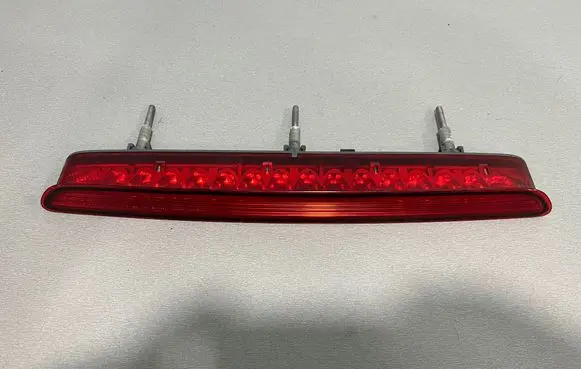 BMW 3 E92 E93 Third/center stoplight 7162309 2DA00941400