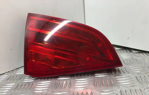 Audi A4 S4 B8 8K Tailgate rear/tail lights