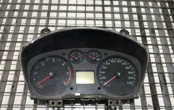 Speedometer (instrument cluster)